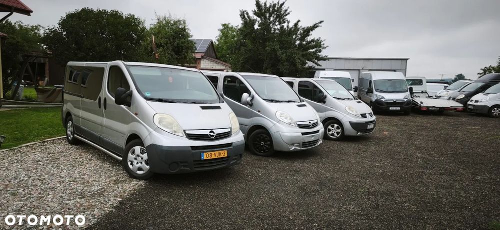 Opel Vivaro - 10