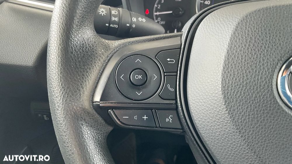 Toyota Corolla 1.8 HSD Eco - 27