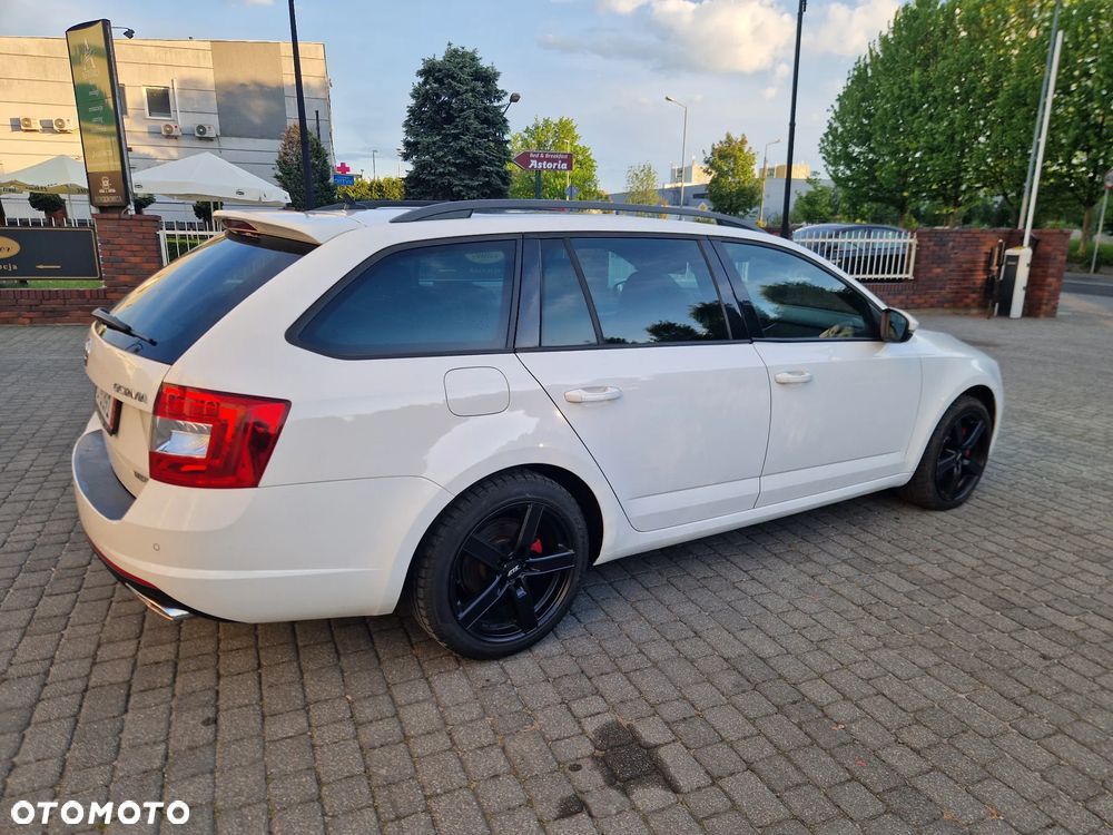 Skoda Octavia 2.0 TDI RS - 9