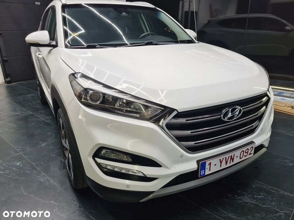 Hyundai Tucson blue 1.7 CRDi 2WD DCT Premium - 32