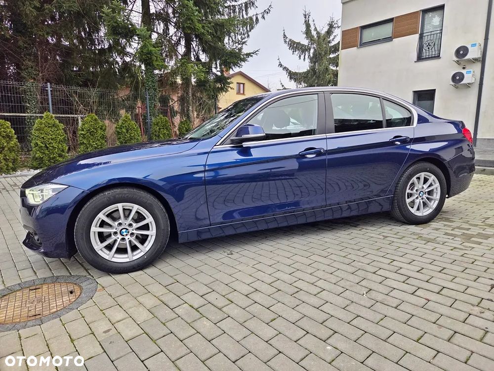 BMW Seria 3 318d Edition Luxury Line Purity - 4