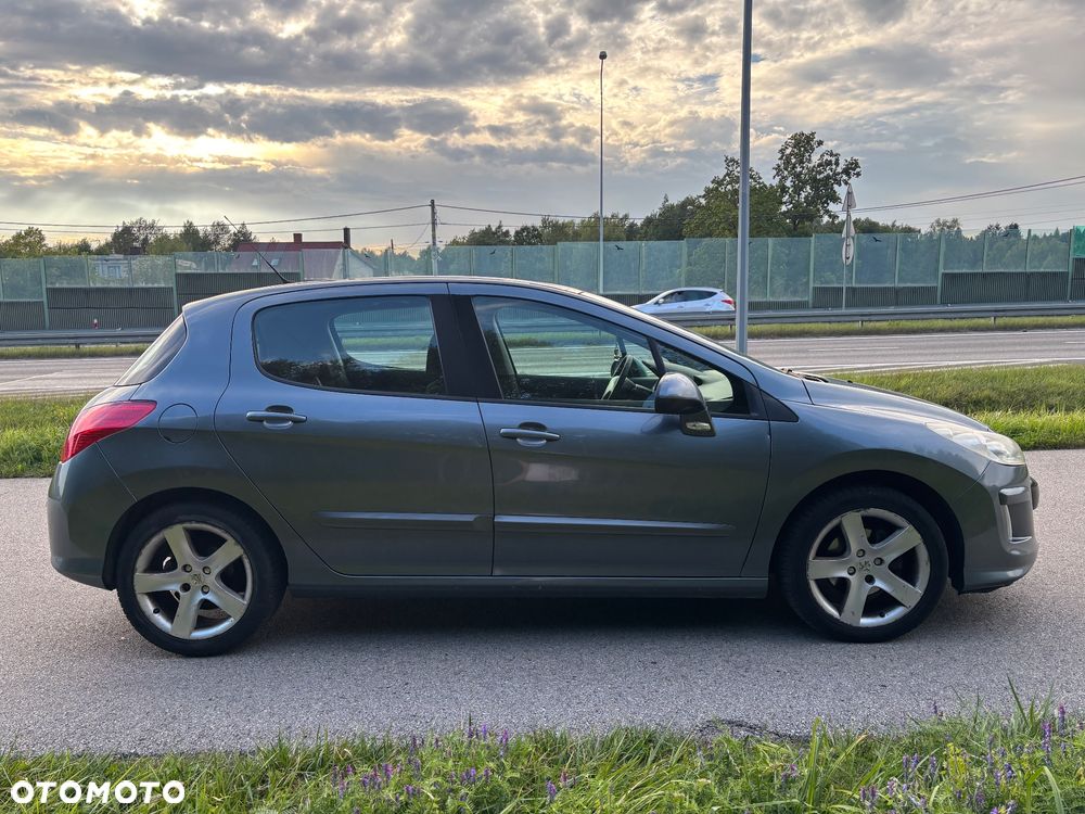 Peugeot 308 - 4