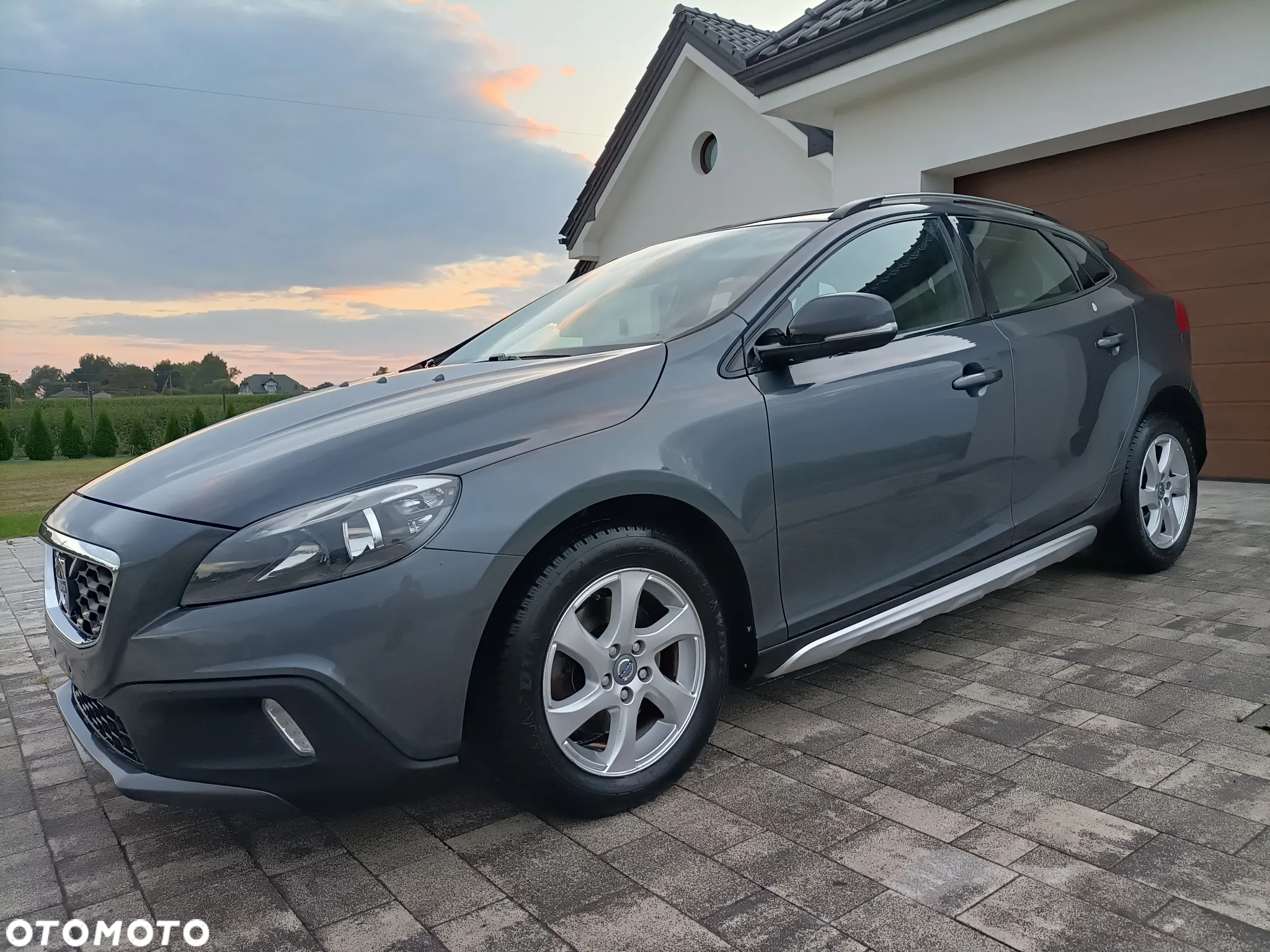 Volvo V40 D2 Momentum - 2