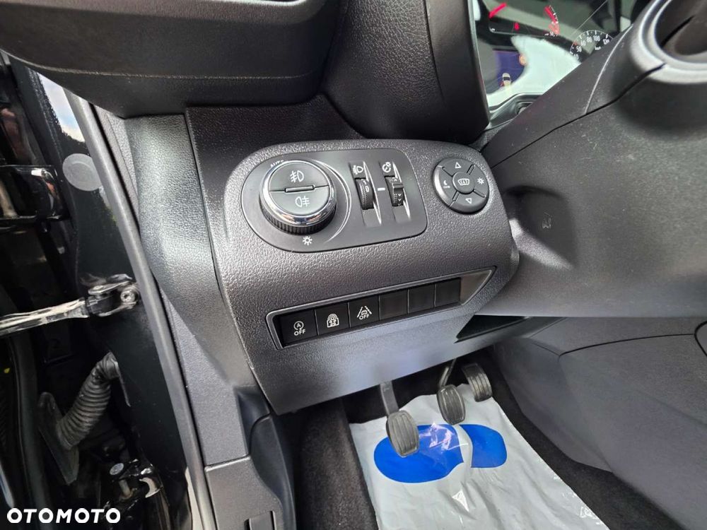 Opel Combo - 13
