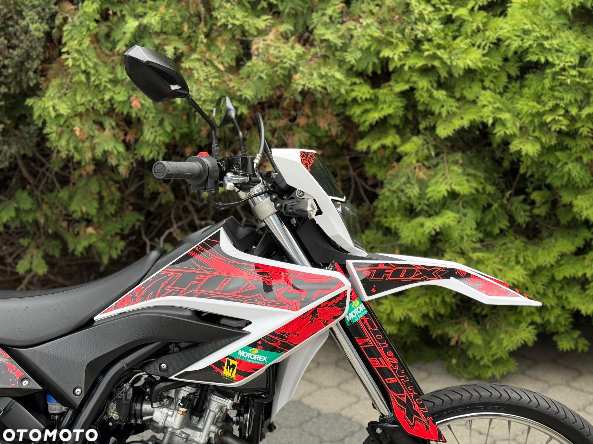 Yamaha WR - 12
