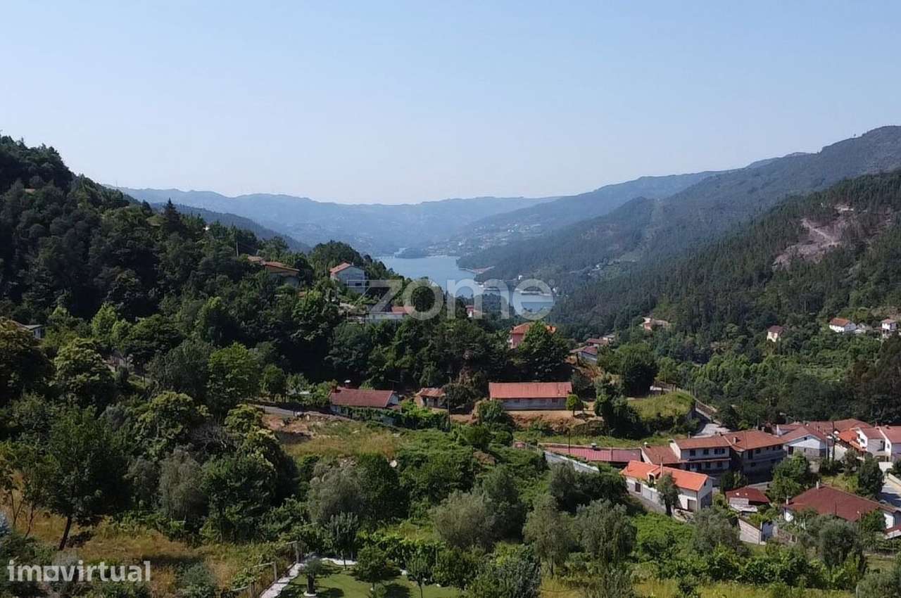 Terreno de Construçao no Gerês - Grande imagem: 2/6