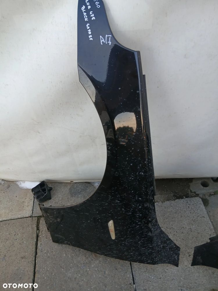 BMW 5 E60 Błotnik  lewy przód BLACK Saphire 475 - 3