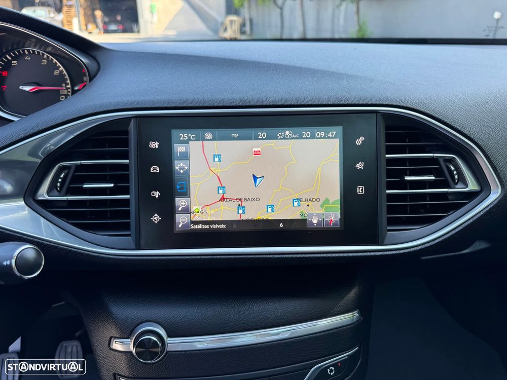 Peugeot 308 1.2 PureTech Allure Full LED - 11