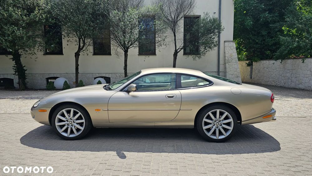 Jaguar XK - 1