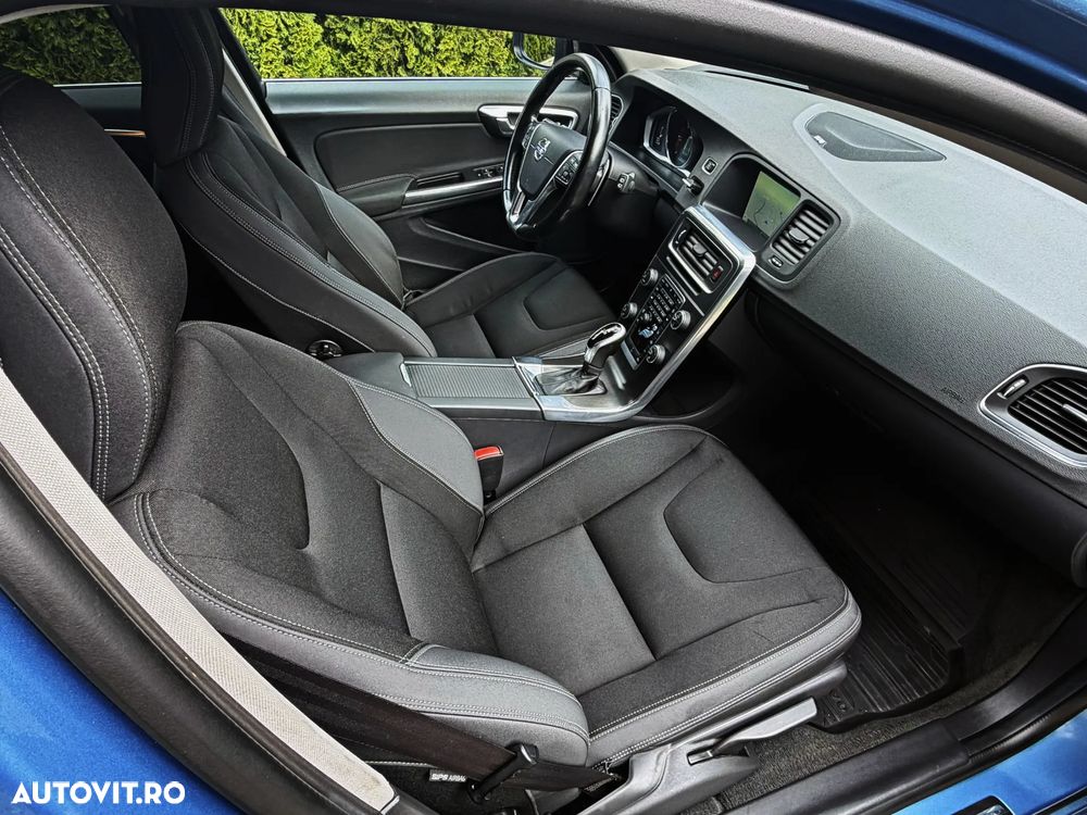 Volvo V60 D4 Geartronic Momentum - 7