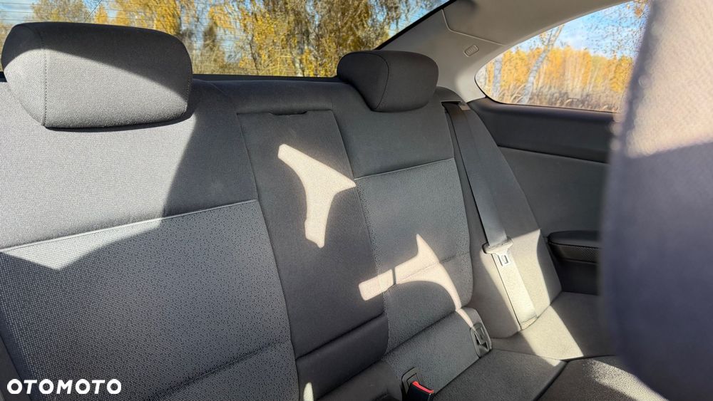 BMW Seria 3 325i - 14