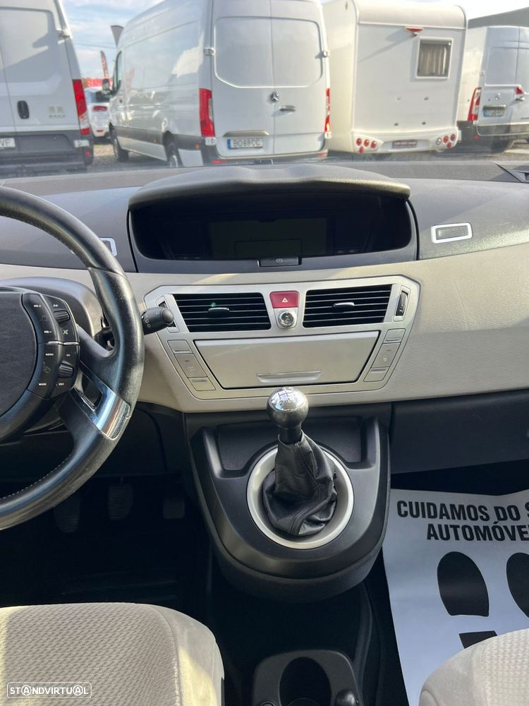 Citroën C4 Grand Picasso 1.6 HDi Confort - 33