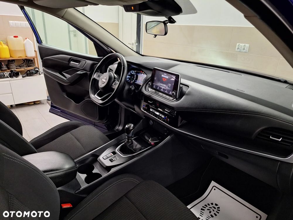 Nissan Qashqai 1.3 DIG-T TEKNA - 26