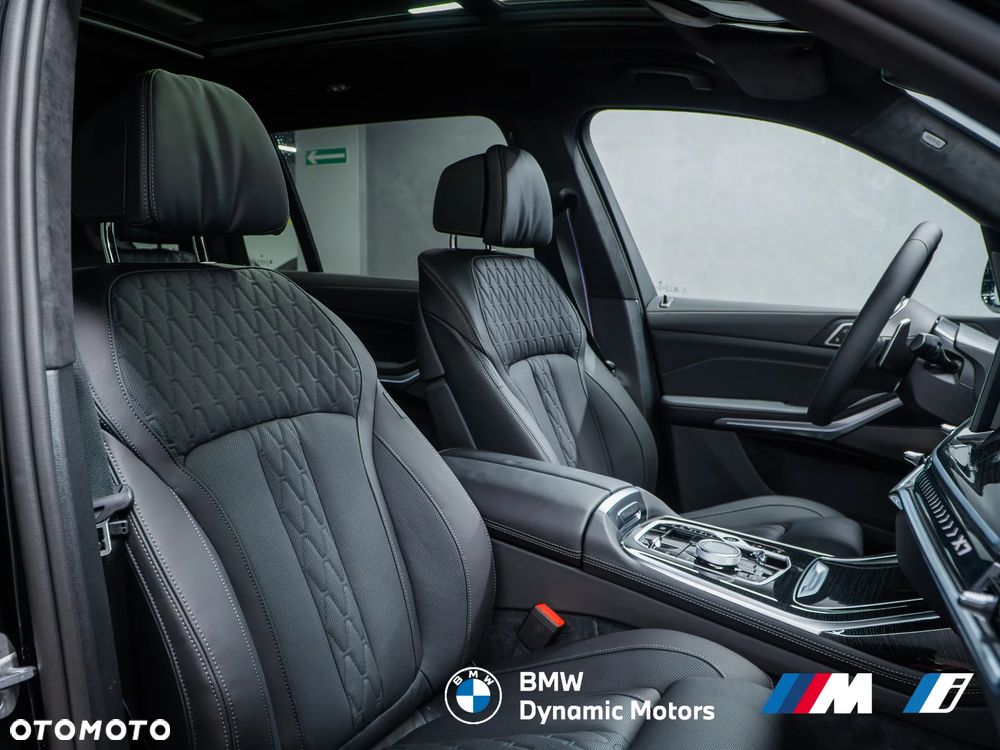 BMW X7 - 23