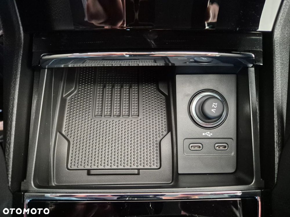 Skoda Karoq 2.0 TDI SCR 4x4 Sportline DSG - 36