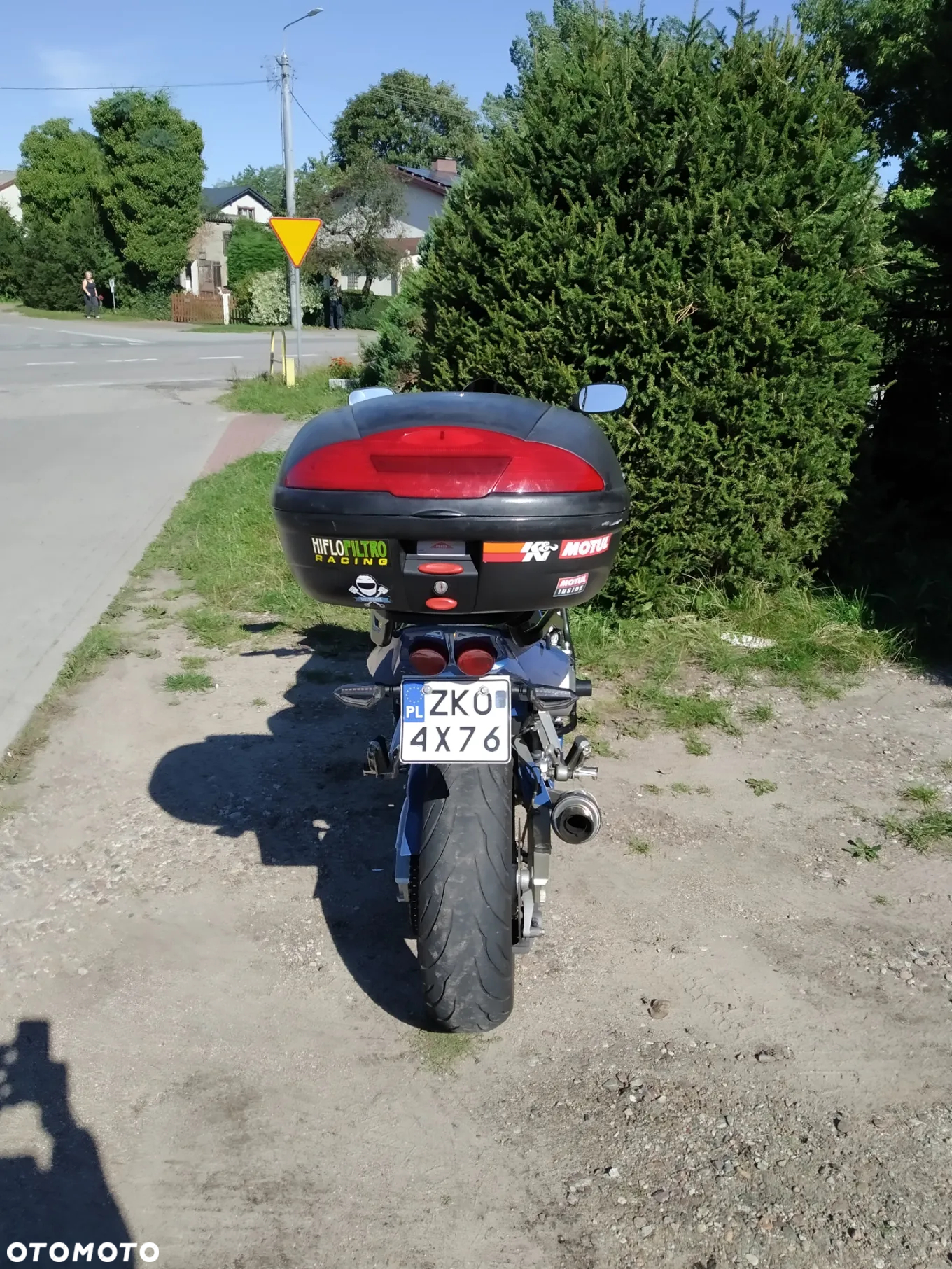 Yamaha FZS - 4