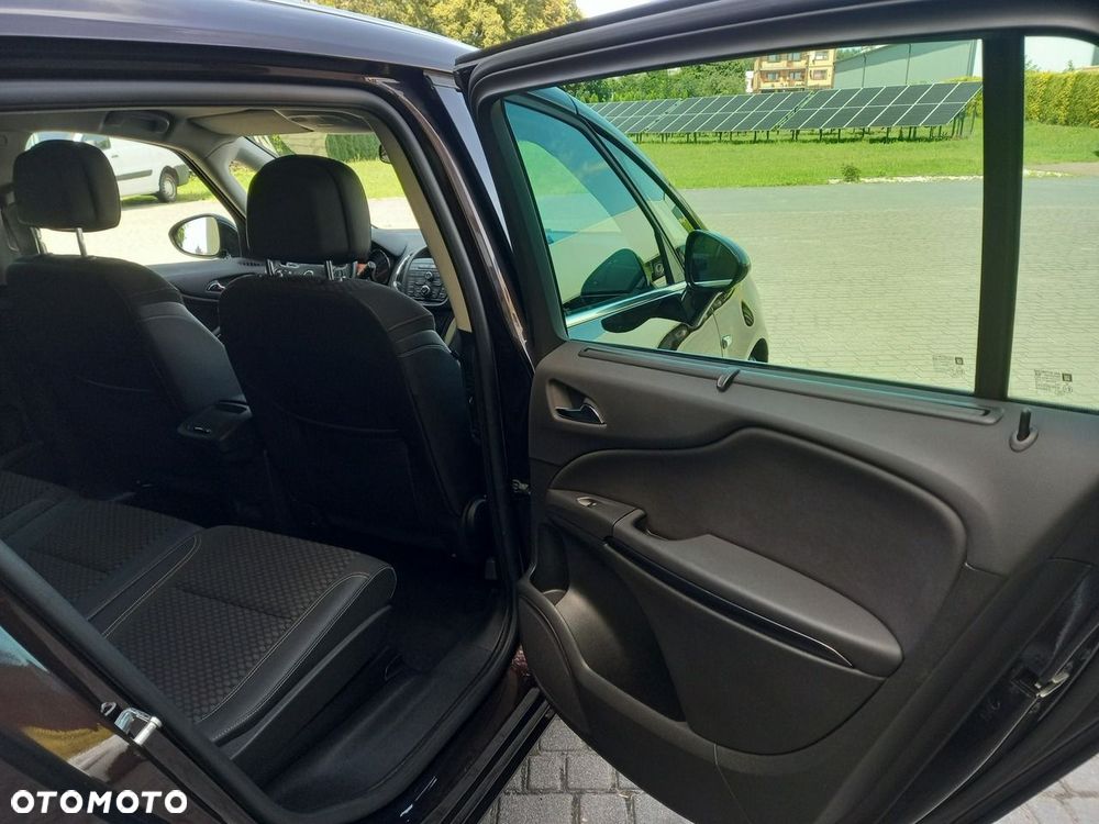 Opel Zafira Tourer 1.4 Turbo Business Innovation - 23