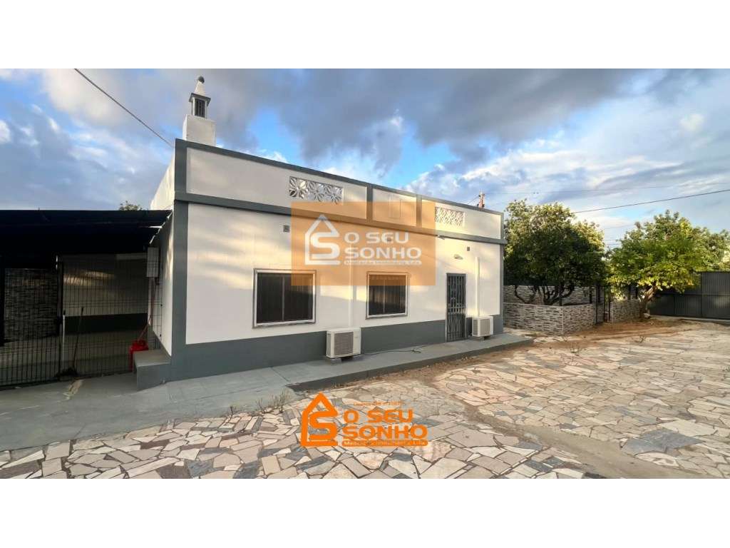 MORADIA COM TERRENO DE 795 m² E ESPAÇO EXTERIOR PRIVATIVO | SÃO BRÁ... - Grande imagem: 2/54