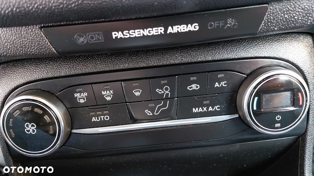 Ford Fiesta 1.0 EcoBoost S&S ACTIVE COLOURLINE - 16