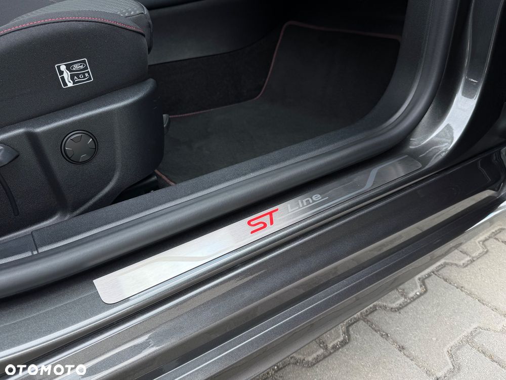Ford Focus 2.0 EcoBlue ST-Line - 20