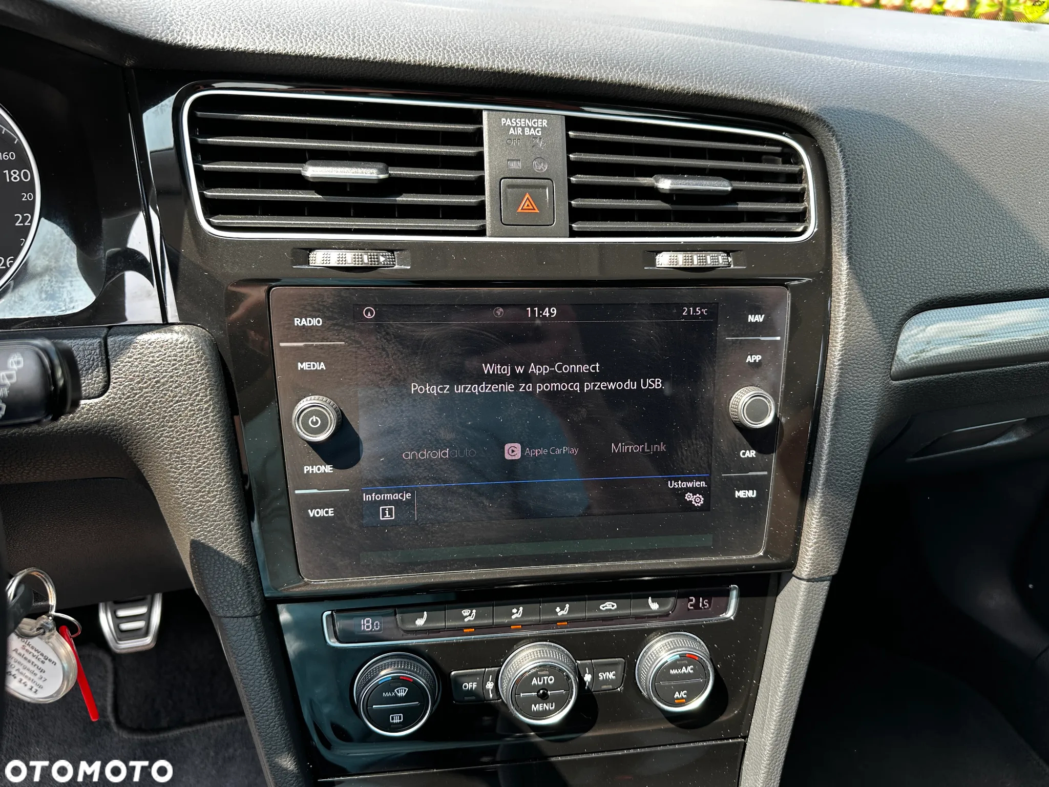 Volkswagen Golf - 13