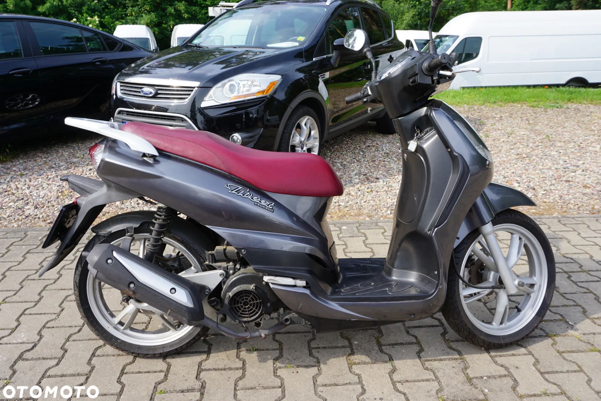 Peugeot Tweet - 1