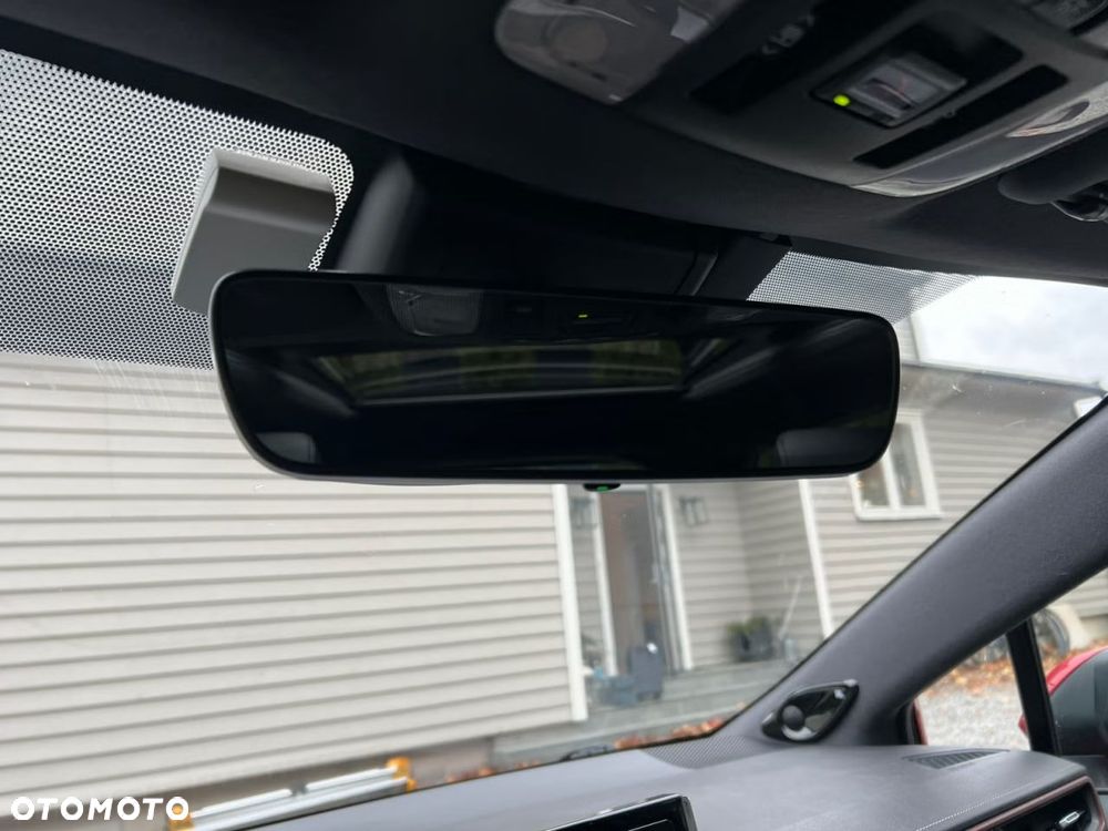Toyota Corolla 2.0 Lounge - 20