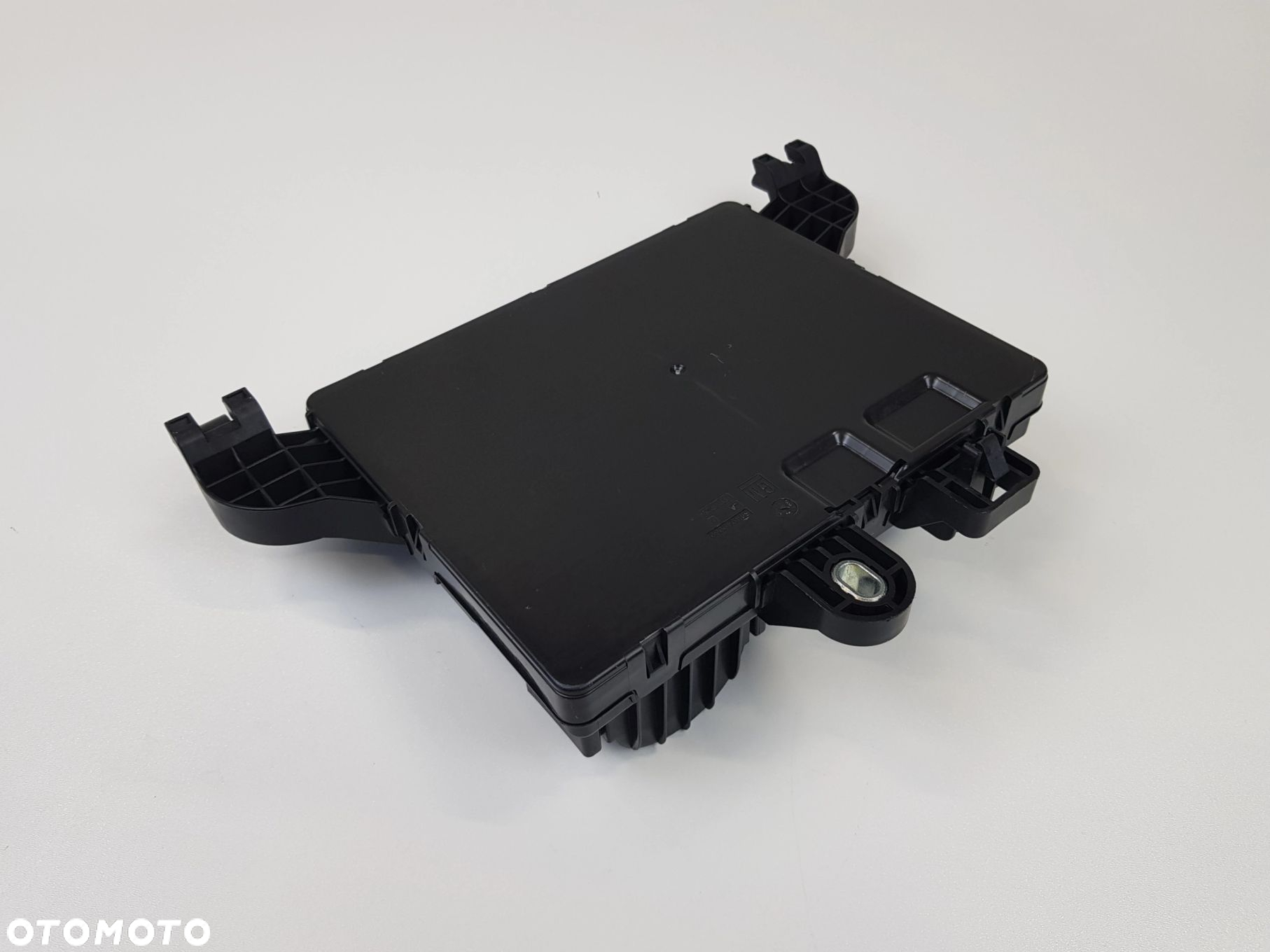 Moduł Skrzynka bezpieczników Opel Insignia A 2.0 CDTI 13277322 - 6