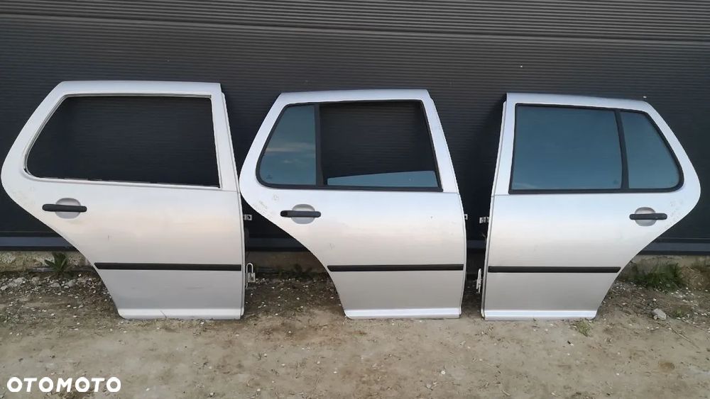 VOLKSWAGEN GOLF IV 4 HB / BORA DRZWI / KLAPA BAGAŻNIKA (dostępne wiele sztuk) - 15