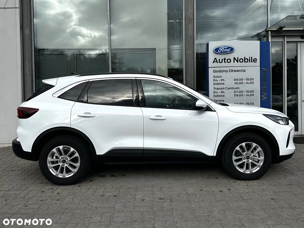 Ford Kuga 2.5 FHEV FWD Titanium eCVT - 2