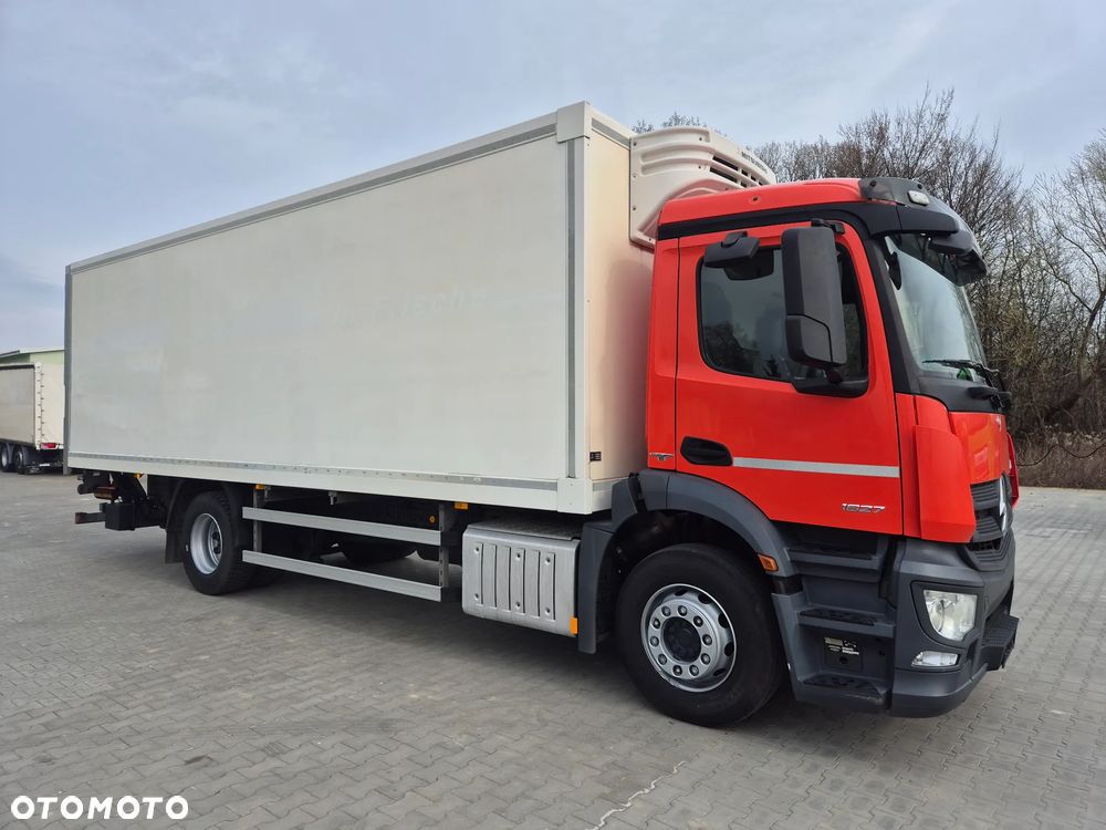 Mercedes-Benz ANTOS 1827 4X2 + Mitsubishi TDJ S50 - 4