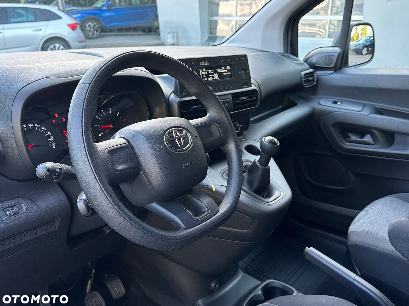 Toyota ProAce Active - 9