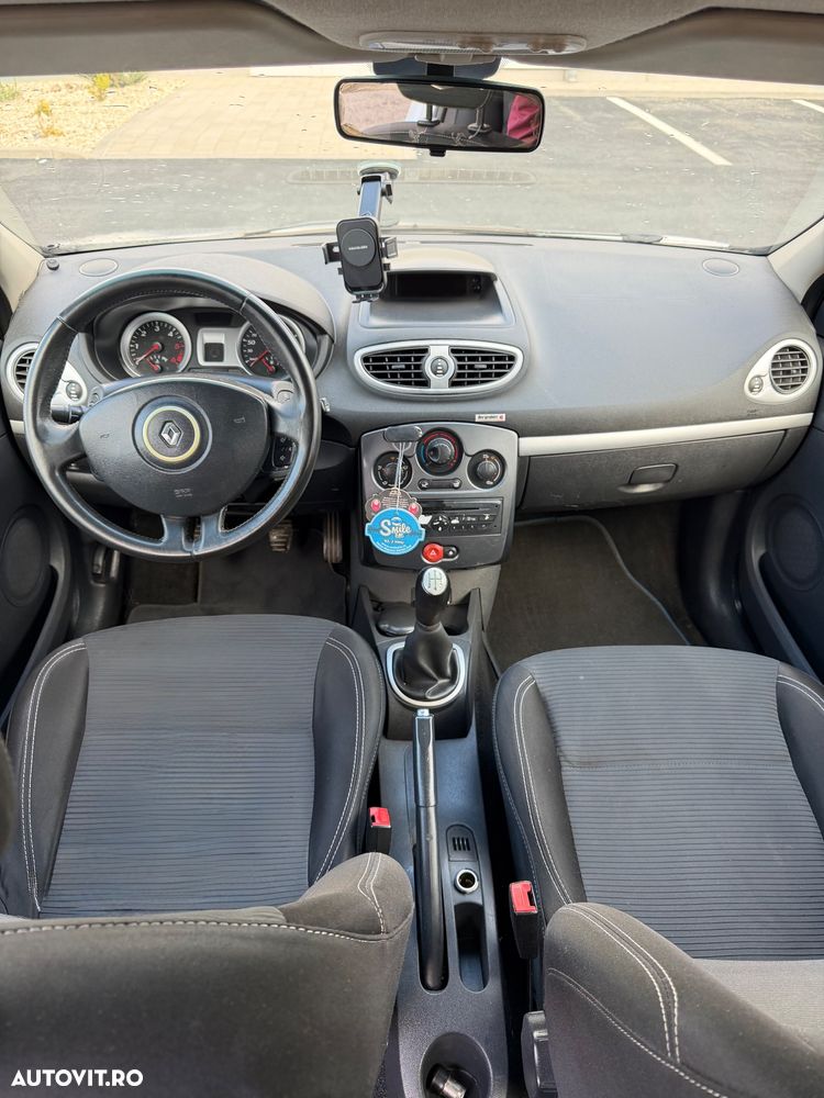 Renault Clio dCi 75 Expression - 8