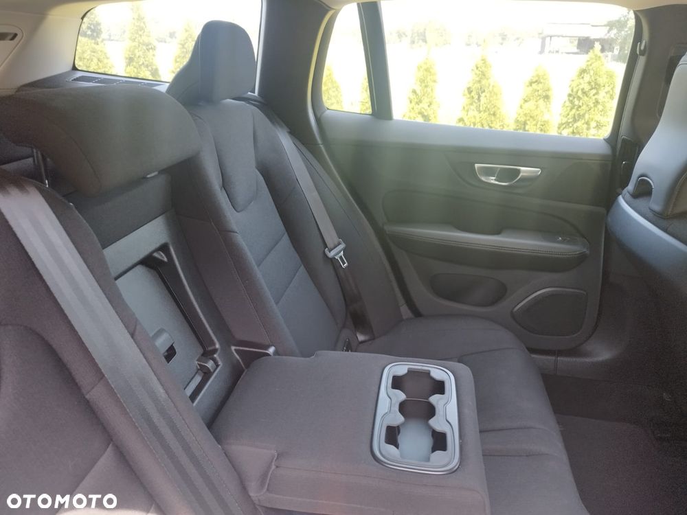Volvo V60 B4 D Geartronic Momentum - 13