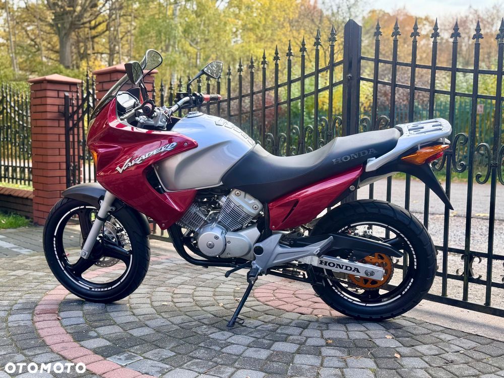 Honda XL - 7