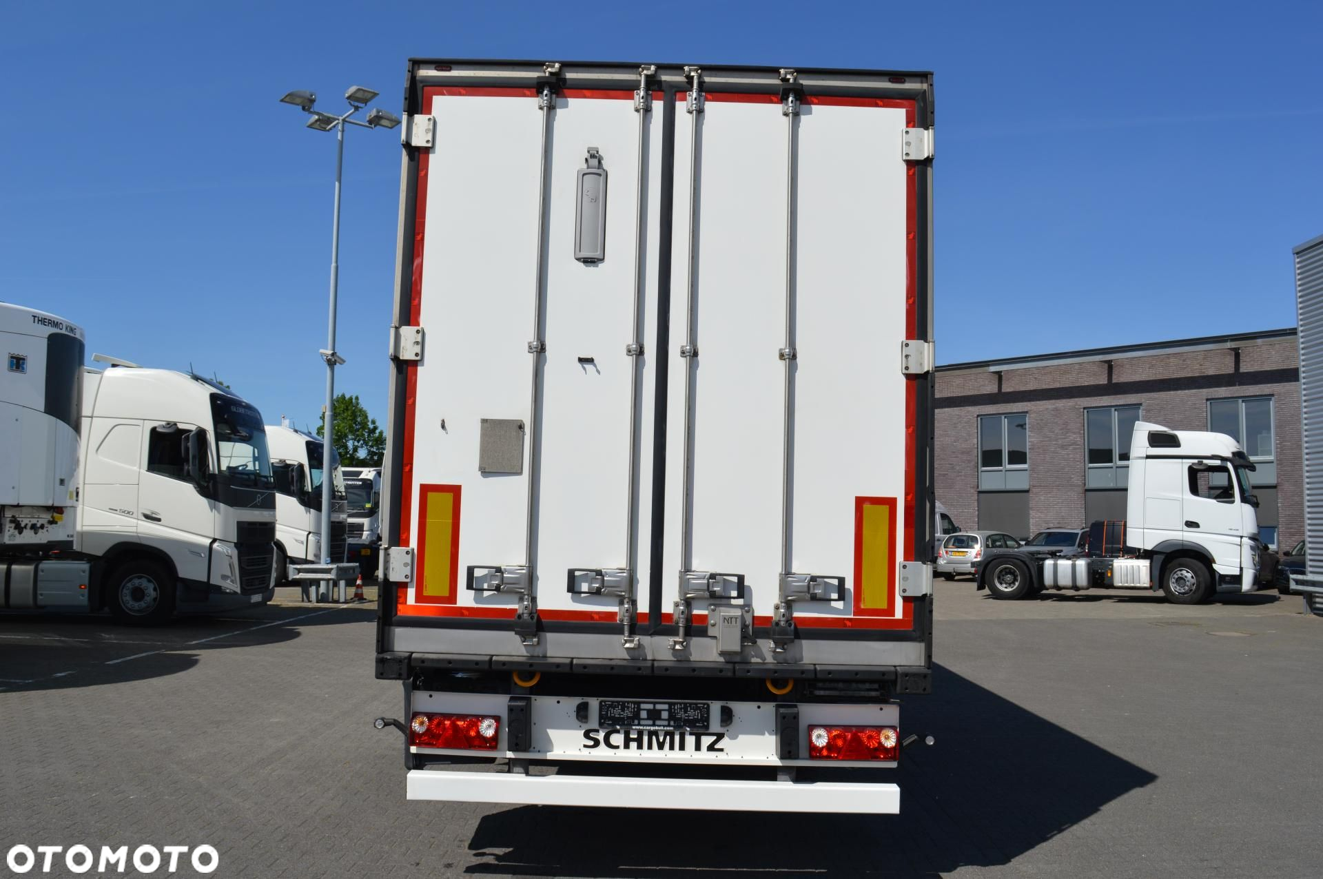 Schmitz Cargobull SKO FP 45 ThermoKing SLXi 300 - 6