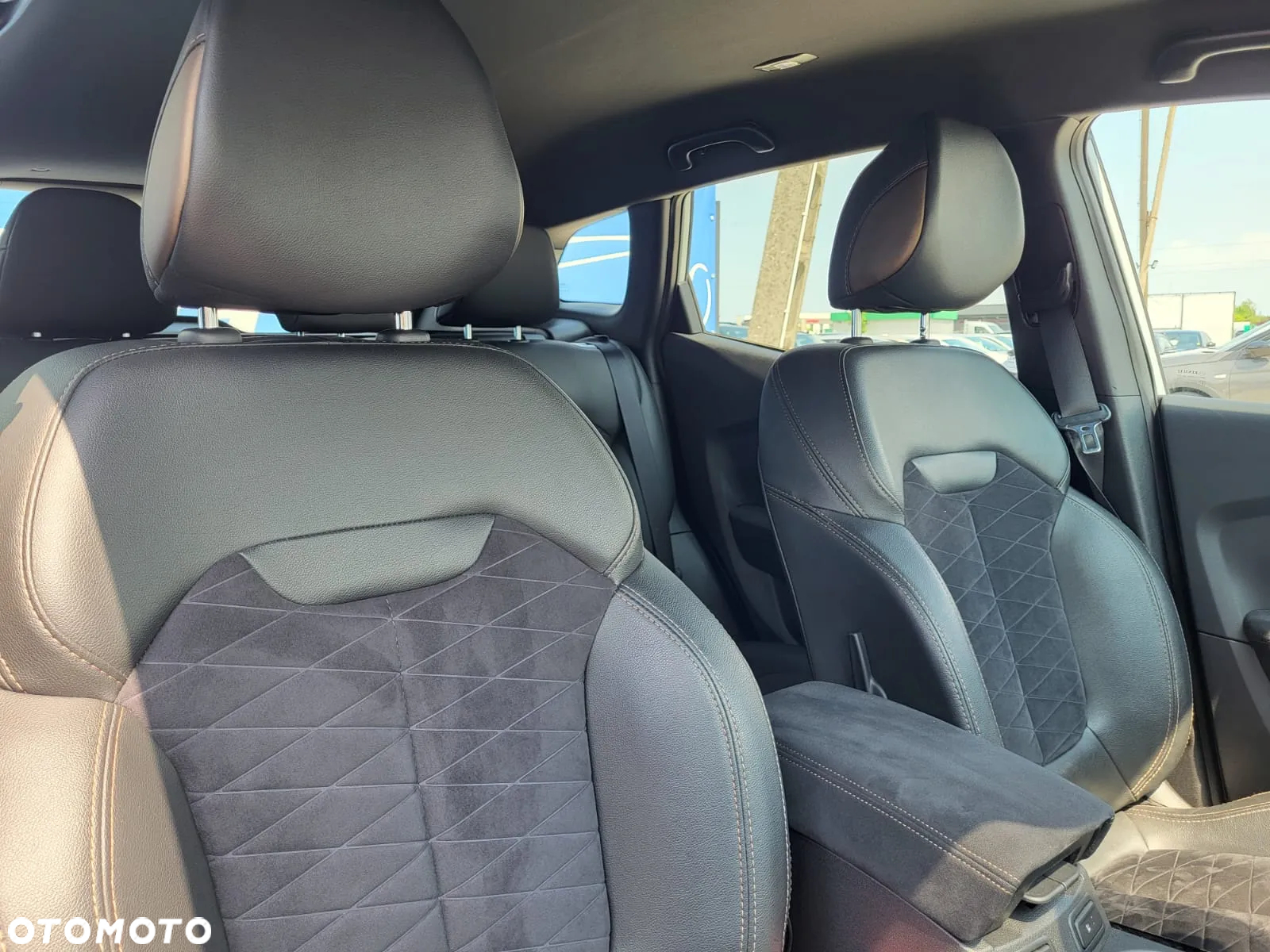 Renault Kadjar 1.3 TCe FAP Black Edition EDC - 19