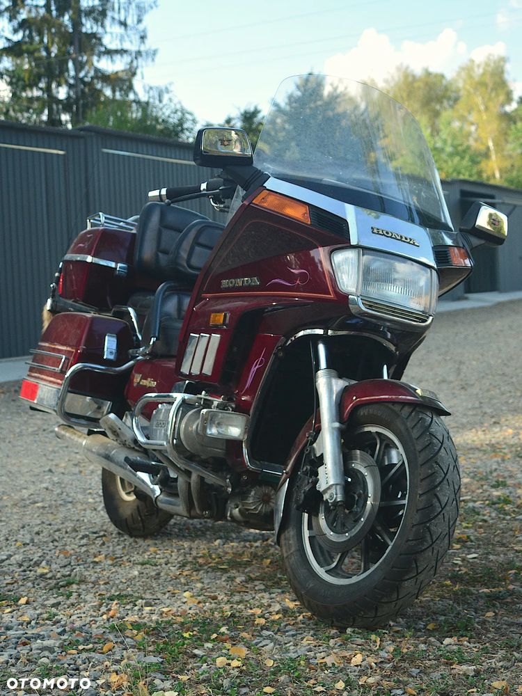 Honda GL - 10