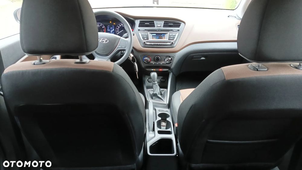 Hyundai i20 1.2 - 16