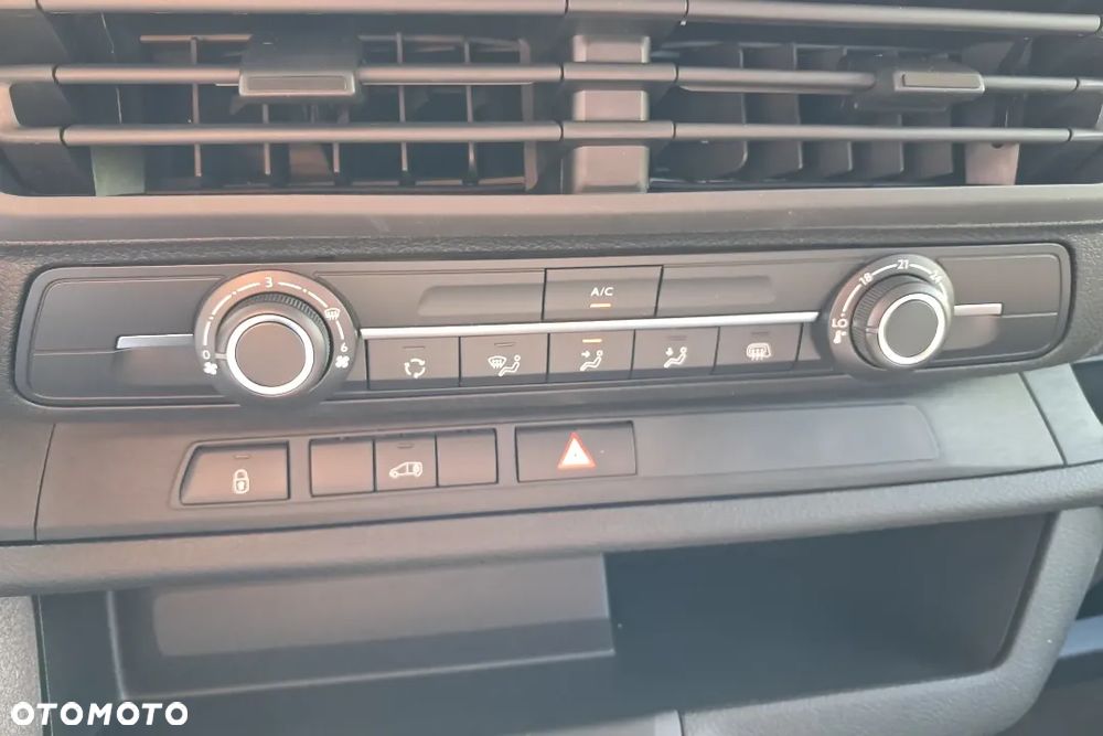 Opel Vivaro Furgon XL - 16