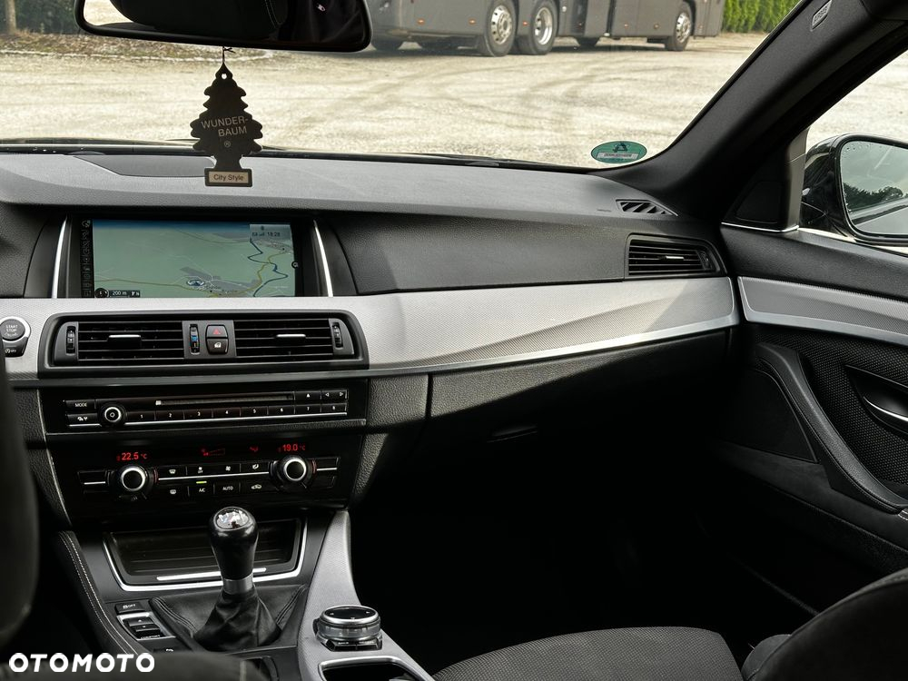 BMW Seria 5 520d - 18