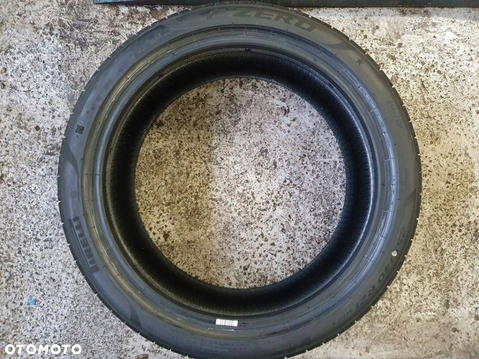 255/40R21 Pirelli Pzero PZ4 XL para lato nowe - 3