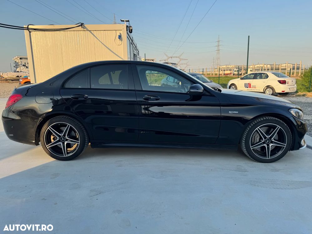 Mercedes-Benz C 43 AMG 4Matic 9G-TRONIC - 4