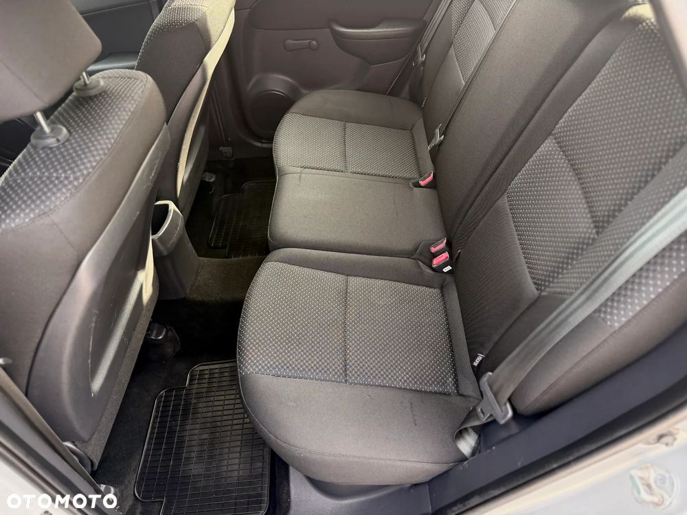 Hyundai i30 1.4 Blue Classic - 16