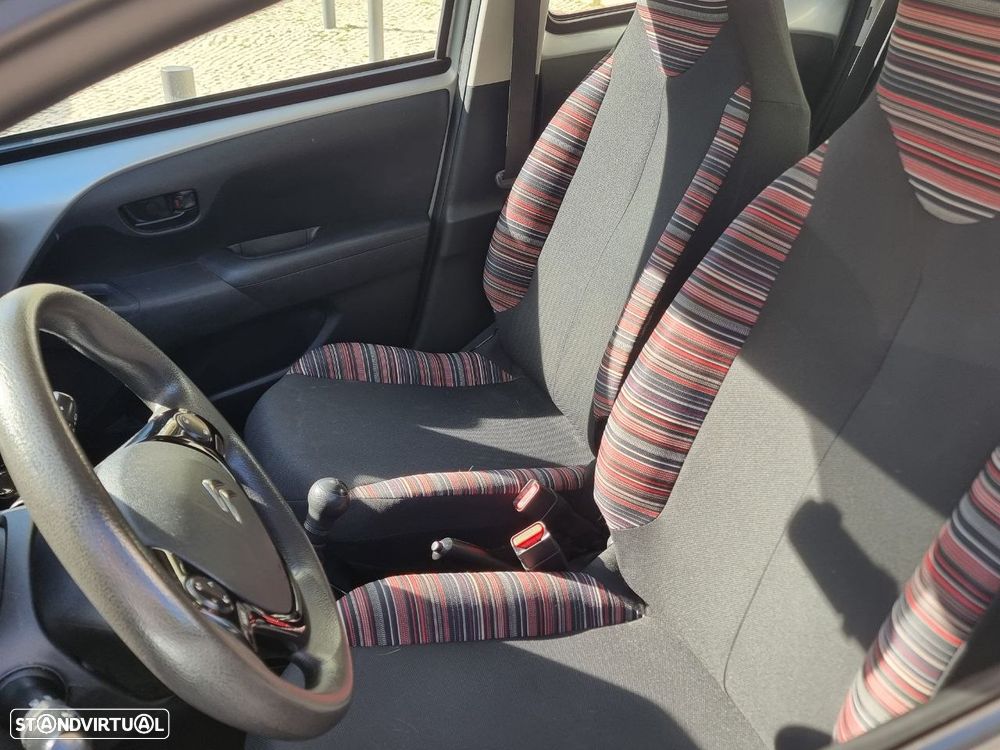 Citroën C1 1.0 VTi Feel - 2