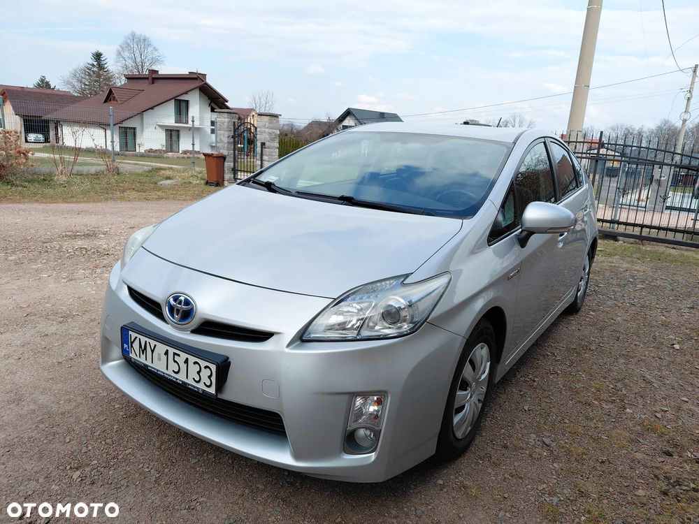 Toyota Prius 1.8 HSD Prestige - 29