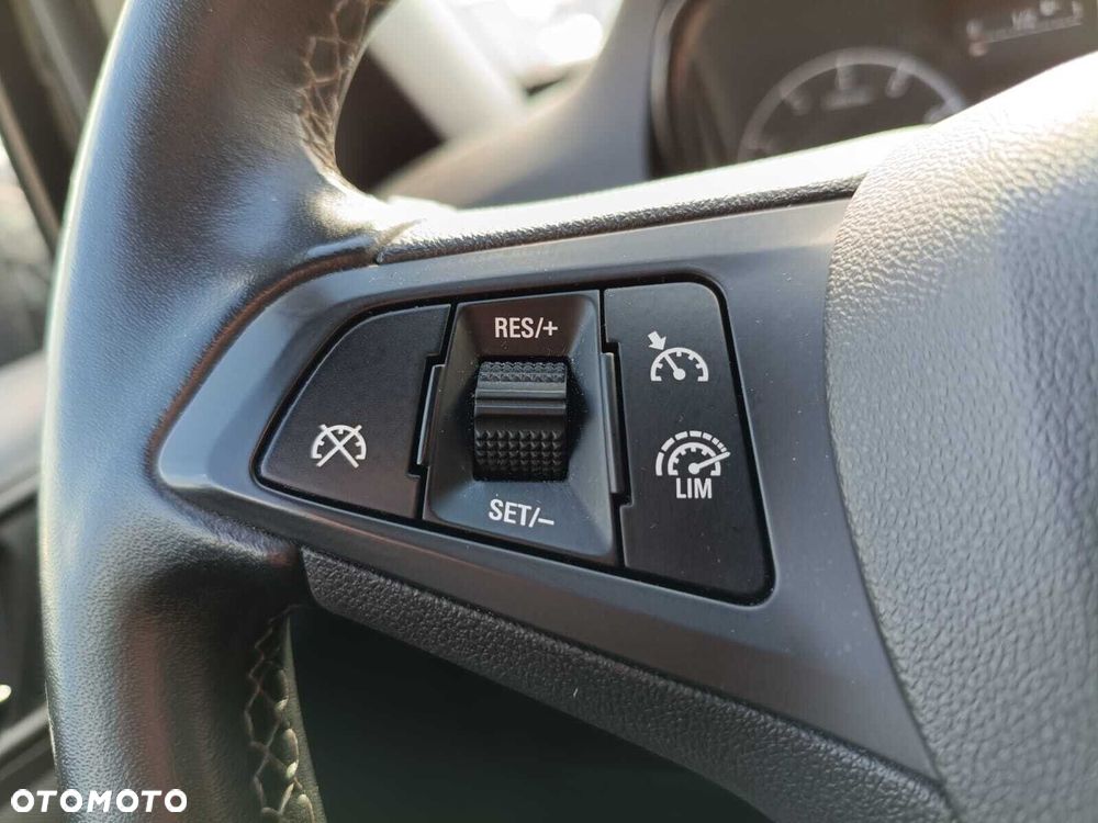 Opel Corsa 1.4 Enjoy - 16