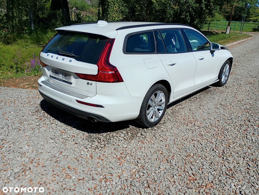 Volvo V60 B4 D Geartronic Momentum - 1