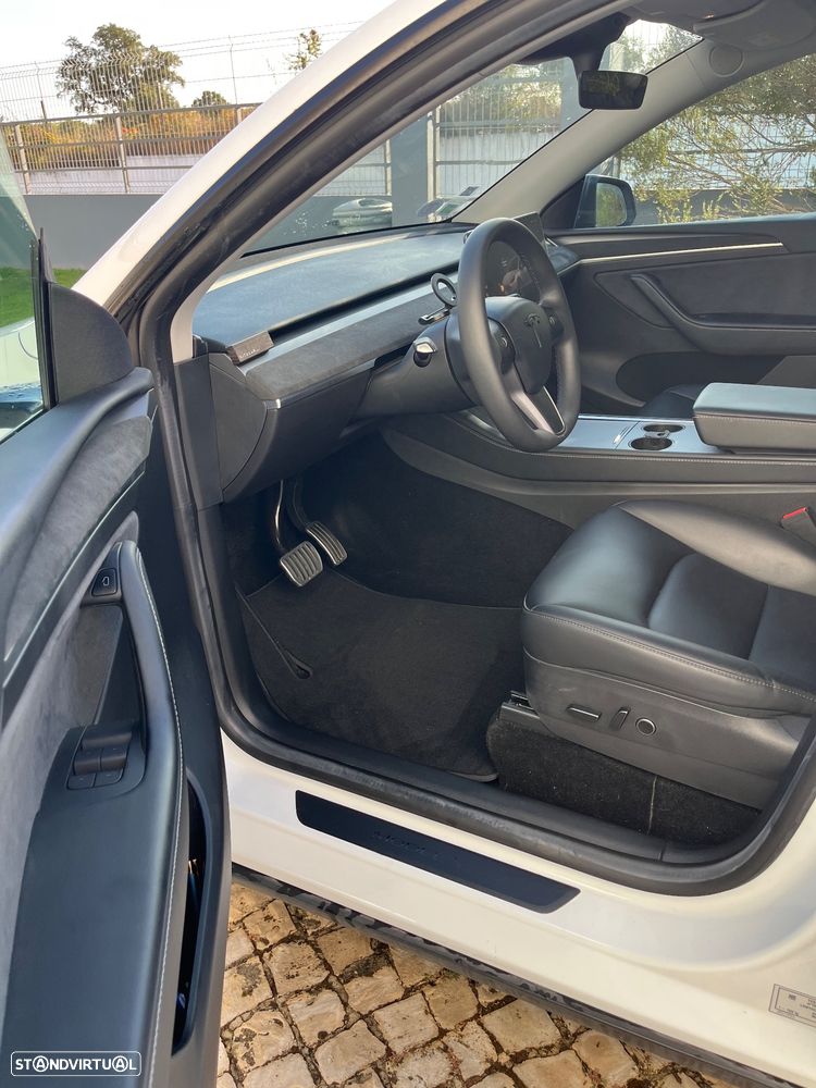 Tesla Model Y Tração Traseira - 19