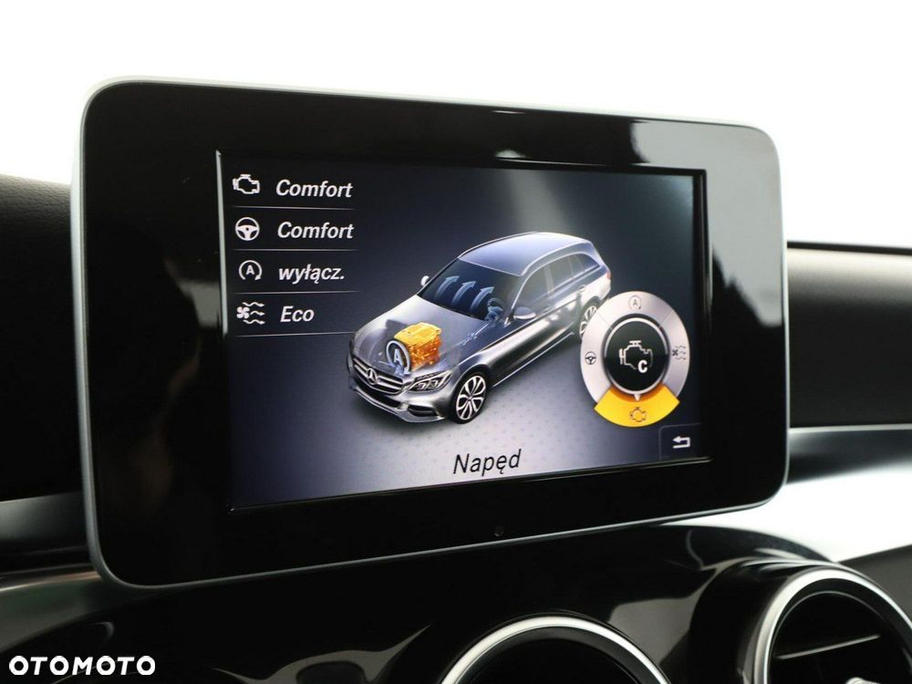 Mercedes-Benz Klasa C - 25